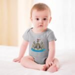 Newcastle United Baby Bodysuit Strampler Schlafanzug Mit Kurzen Ärmeln