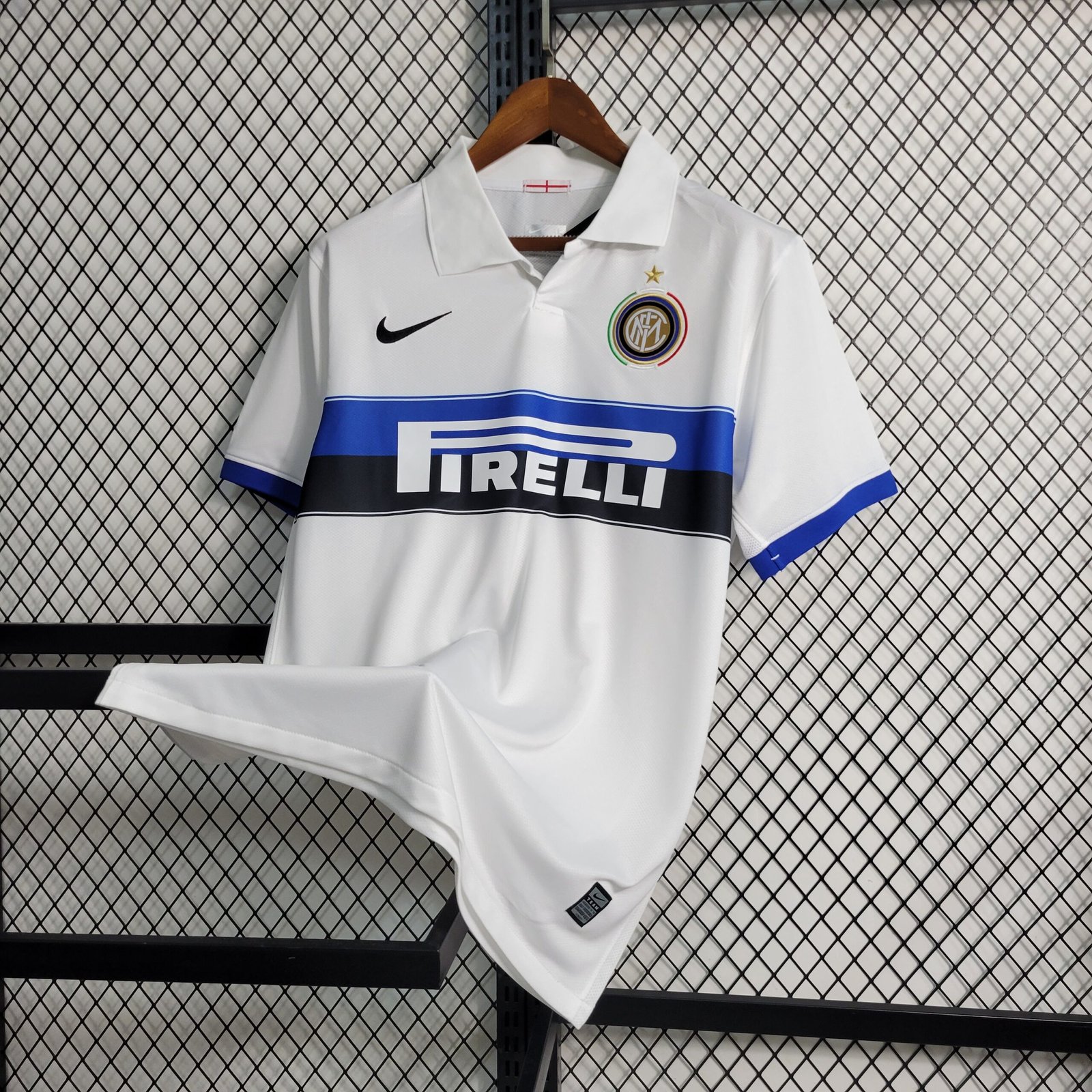 Inter Mailand Retro Away Trikot 2009-2010 Inter Mailand Retro Away Trikot 2009-2010