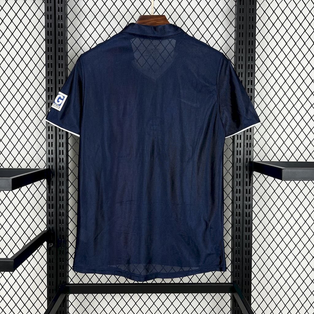 Paris Saint-Germain Retro Home Trikot 2001-2002 Paris Saint-Germain Retro Home Trikot 2001-2002