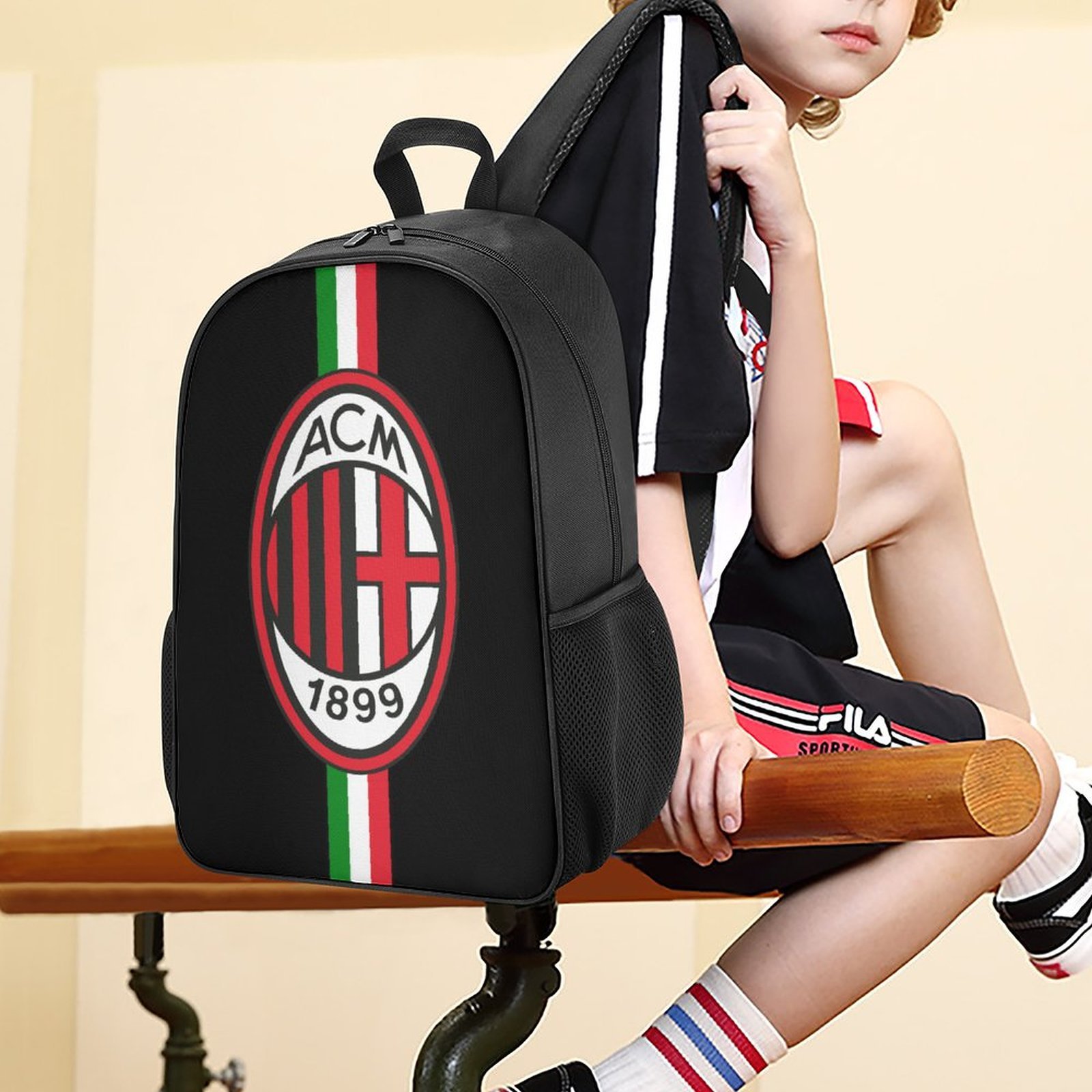AC Mailand Kinderschultaschen Rucksäcke Für Jungen Und Mädchen AC Mailand Kinderschultaschen Rucksäcke Für Jungen Und Mädchen