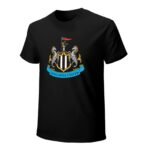 Newcastle United Core Stretch Slim Cneck Gildan Tee T-Shirt Herren