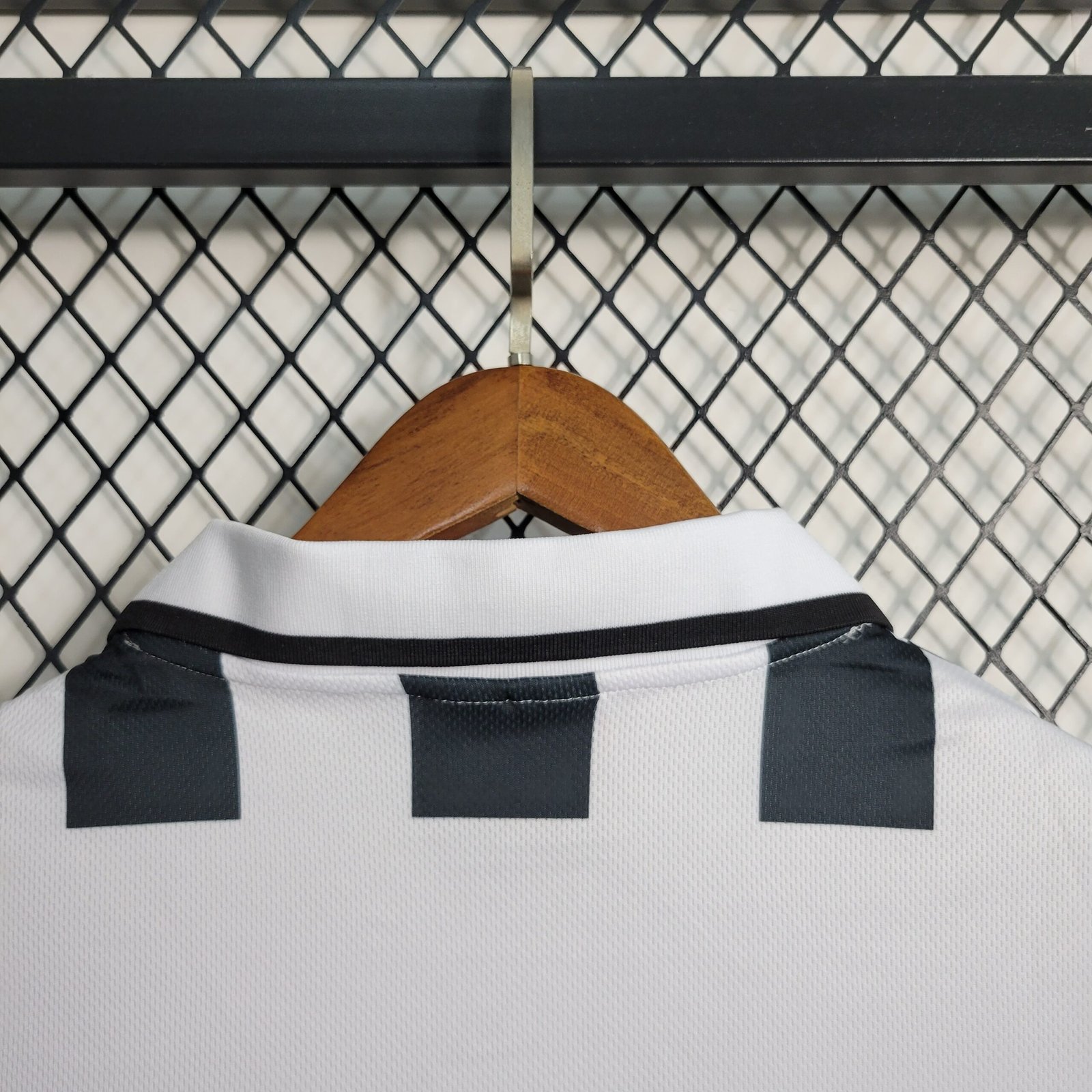 Juventus Home Retro Trikot 1995-1997 Juventus Home Retro Trikot 1995-1997