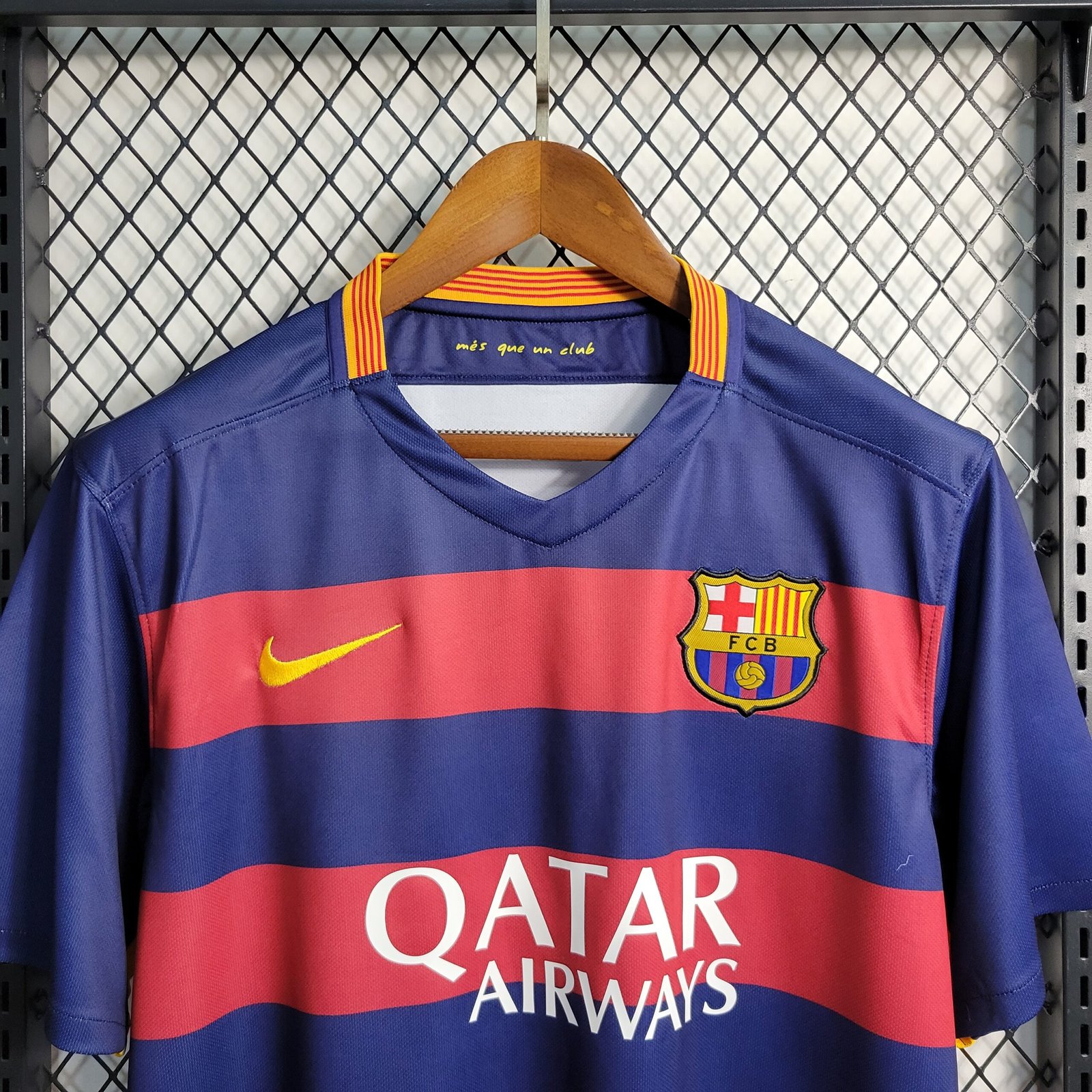 FC Barcelona Home Retro Trikot 2015-2016 FC Barcelona Home Retro Trikot 2015-2016