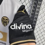 FC Valencia Home Trikot 2024-2025