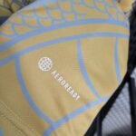 Real Madrid Drache Sonderausgabe Trikot 2023-2024 - Gold