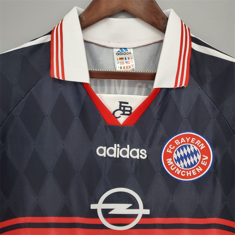 FC Bayern München Retro Trikot Home 1997-1999 FC Bayern München Retro Trikot Home 1997-1999
