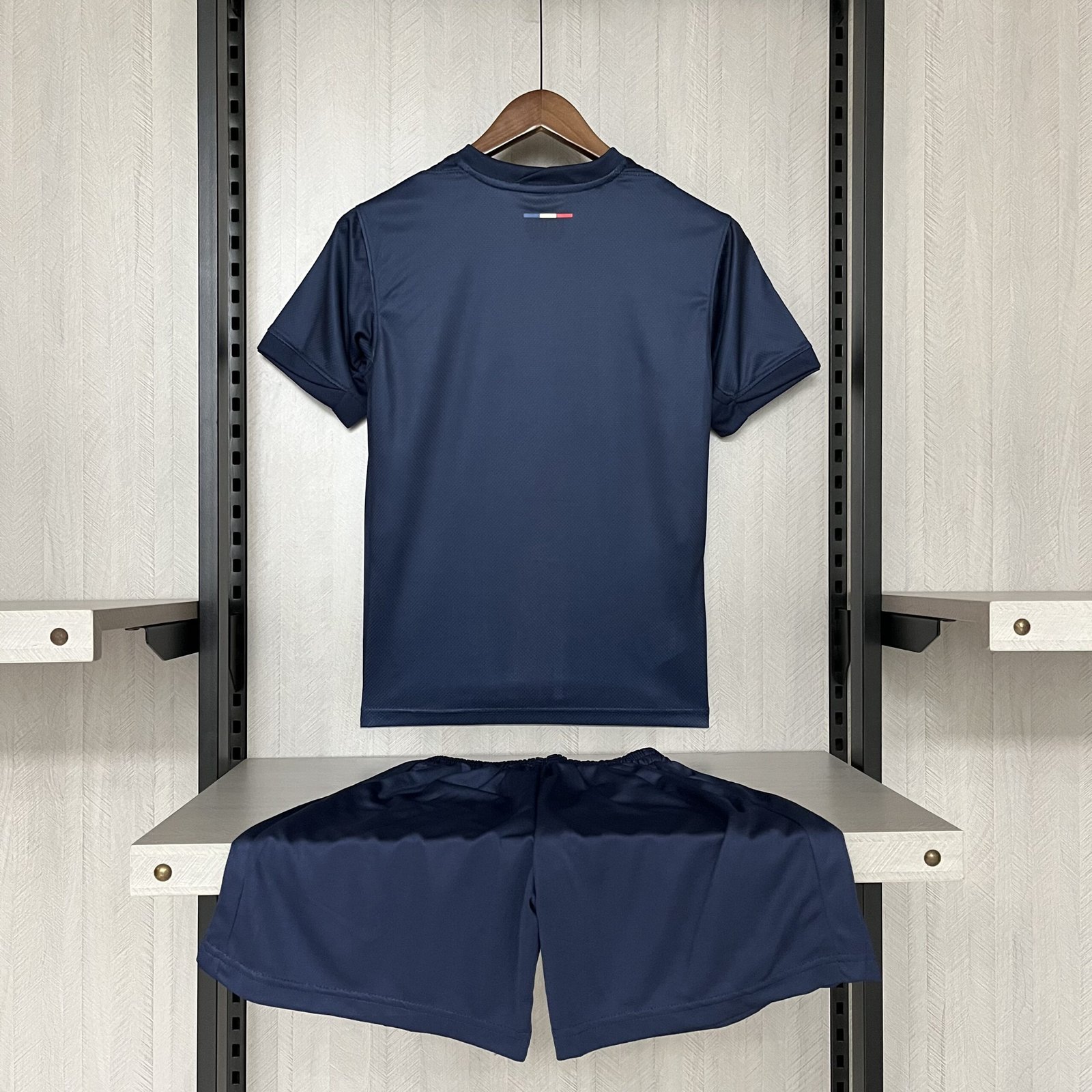 PSG Heimtrikot Kinder Mini Kit 2024-2025 PSG Heimtrikot Kinder Mini Kit 2024-2025