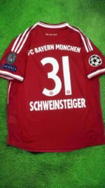 FC Bayern München Bastian Schweinsteiger 31 Retro UCL Home Trikot 2013-2014