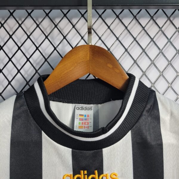 Newcastle United Home Retro Trikot 1995-1997