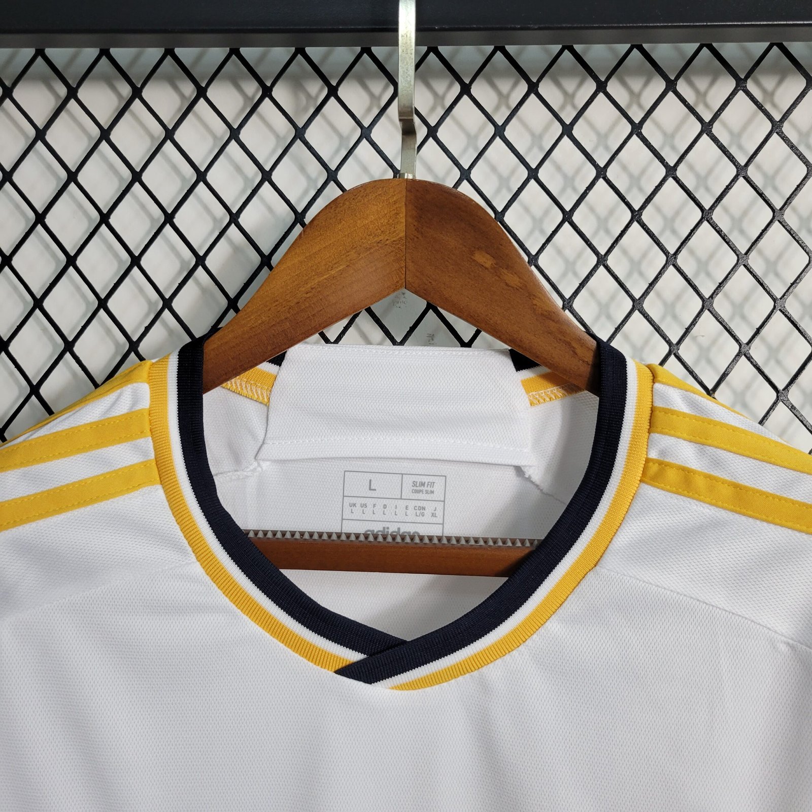 Real Madrid Arda Güler 24 Home Trikot 2023-2024 Real Madrid Arda Güler 24 Home Trikot 2023-2024