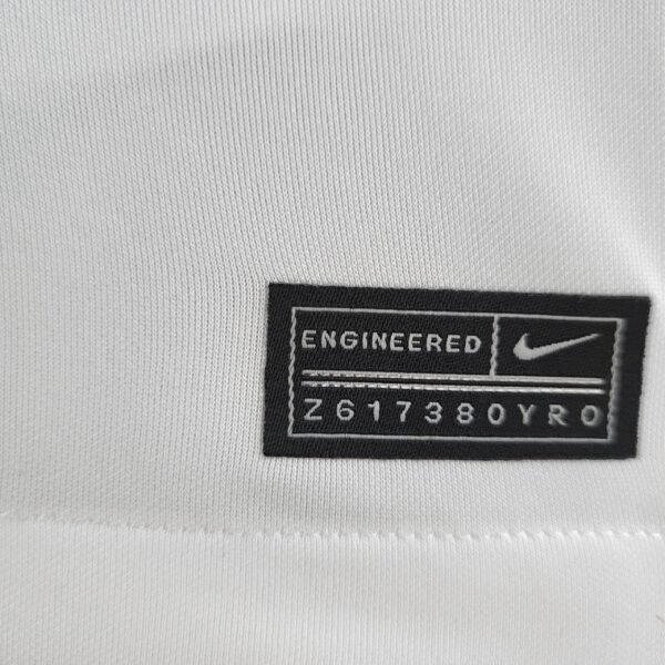 Eintracht Frankfurt Sebastian Rode 17 Trikot Heim 2022-2023