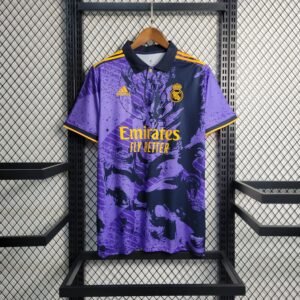 Real Madrid Drache Sondertrikot 2023-2024 - Lila