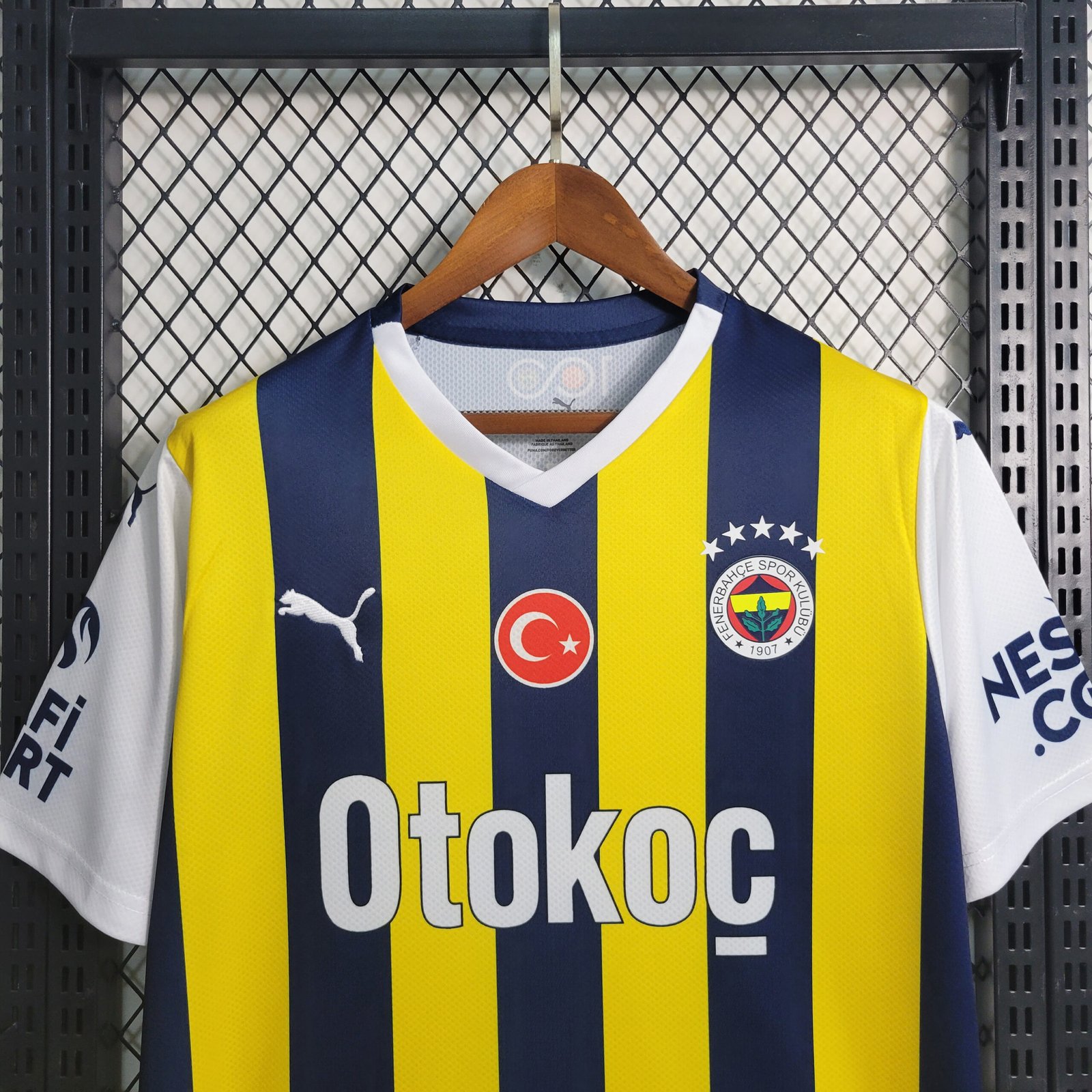 Fenerbahçe S.K. Arda Güler 10 Home Trikot 2023-2024 Fenerbahçe S.K. Arda Güler 10 Home Trikot 2023-2024