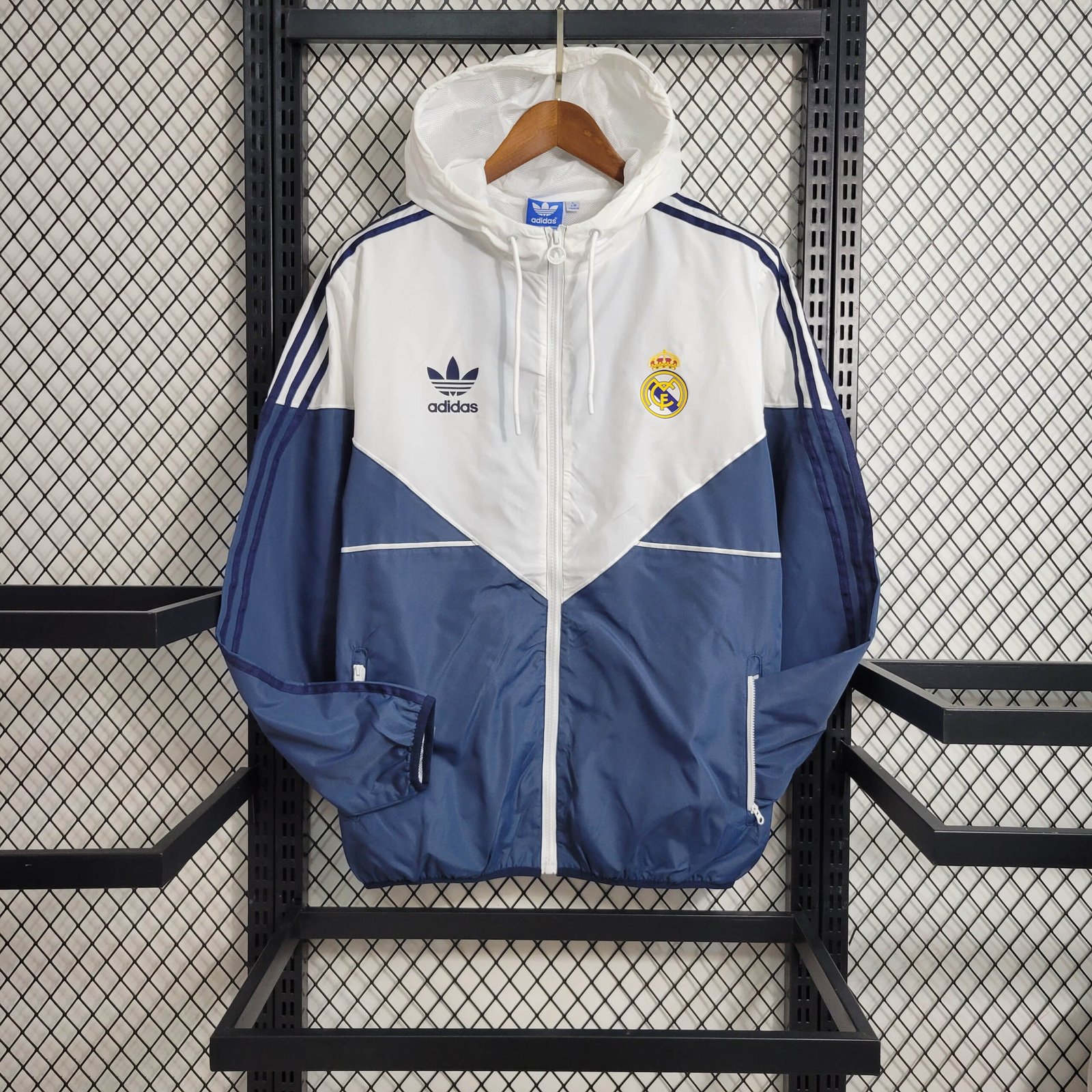 Real Madrid Windbreaker 2023-2024 - Marine Weiß