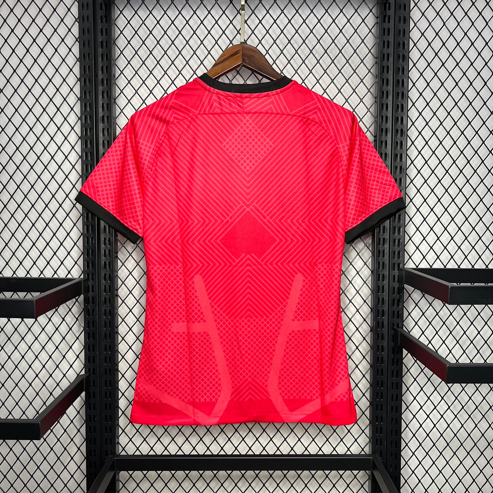 Inter Mailand Schlangenhaut Sondertrikot 2024-2025 - Rot Inter Mailand Schlangenhaut Sondertrikot 2024-2025 - Rot