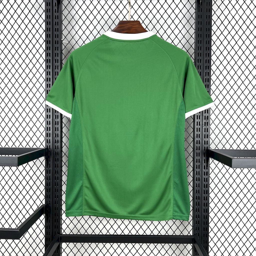 VFL Wolfsburg Retro Home Trikot 2008-2009 VFL Wolfsburg Retro Home Trikot 2008-2009