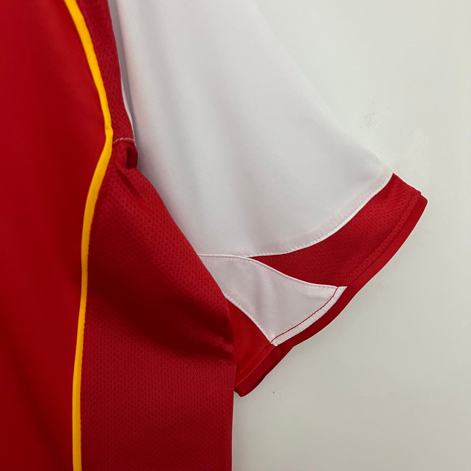 Arsenal Retro Home Trikot 2004-2005 Arsenal Retro Home Trikot 2004-2005