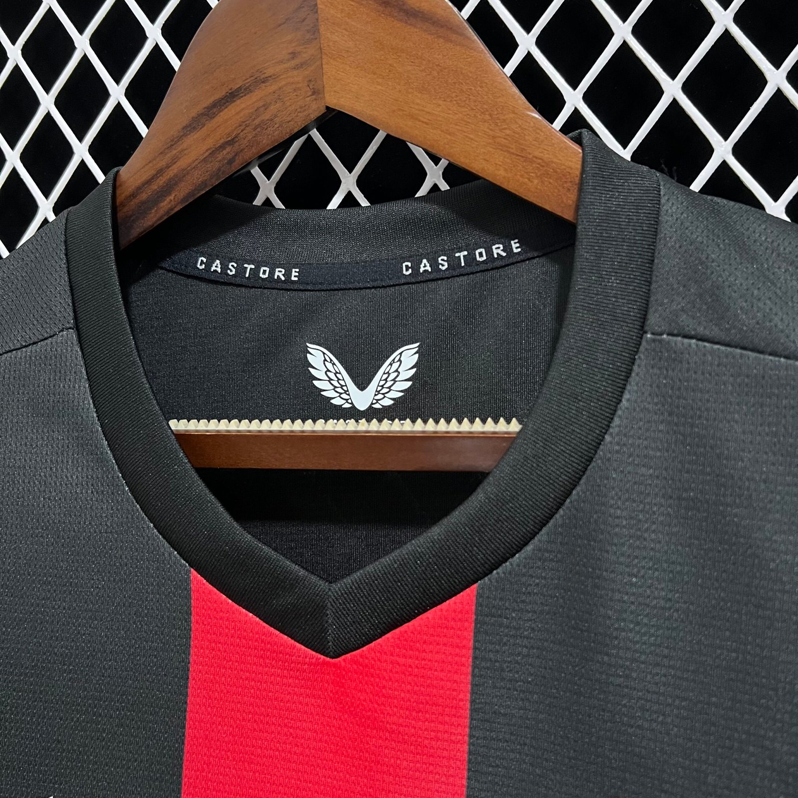 Bayer Leverkusen Jonathan Tah 4 Home Trikot 2023-2024 Bayer Leverkusen Jonathan Tah 4 Home Trikot 2023-2024