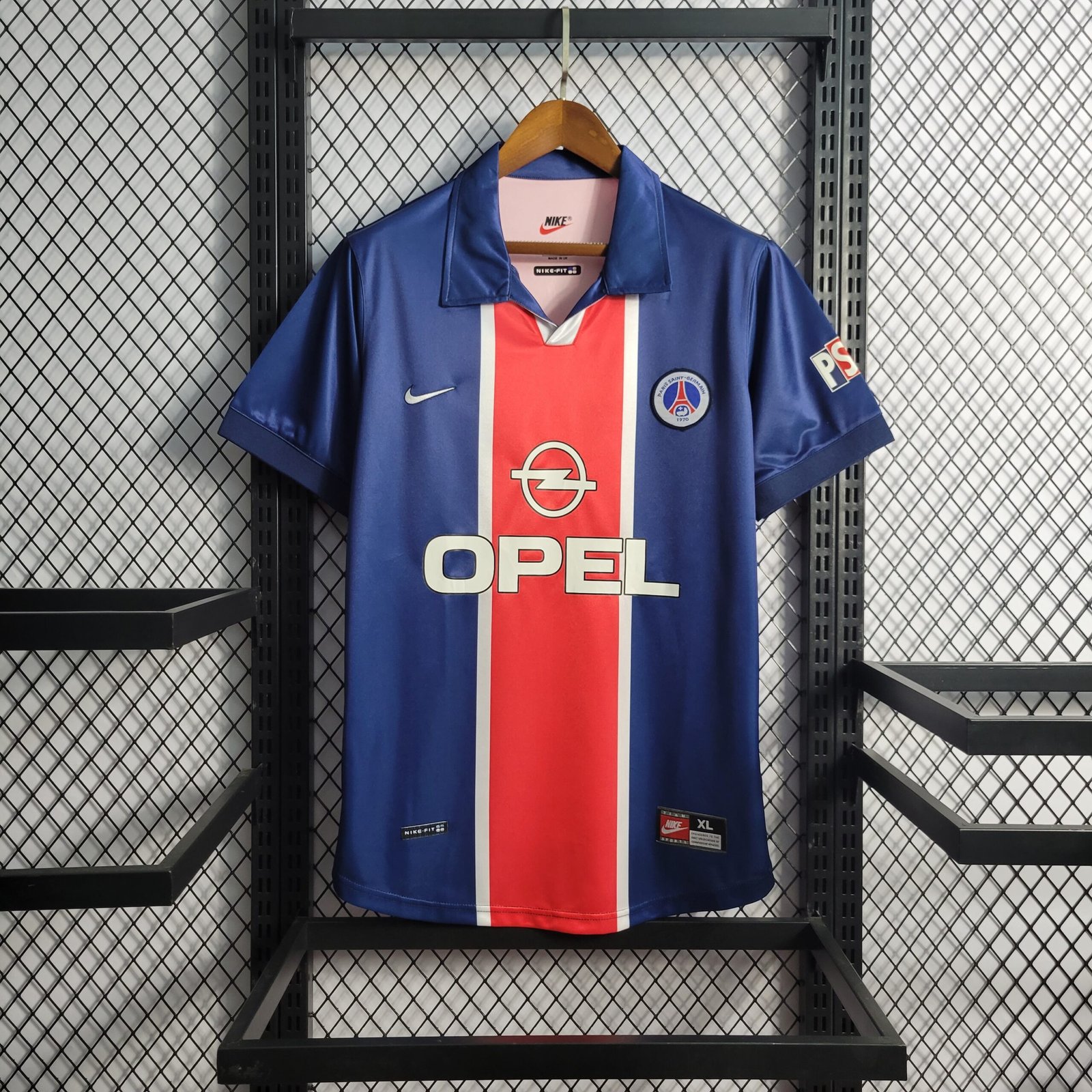 Paris Saint-Germain Retro Home Trikot 1998-1999 Paris Saint-Germain Retro Home Trikot 1998-1999