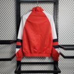 Real Madrid Windbreaker 2023-2024 - Rot
