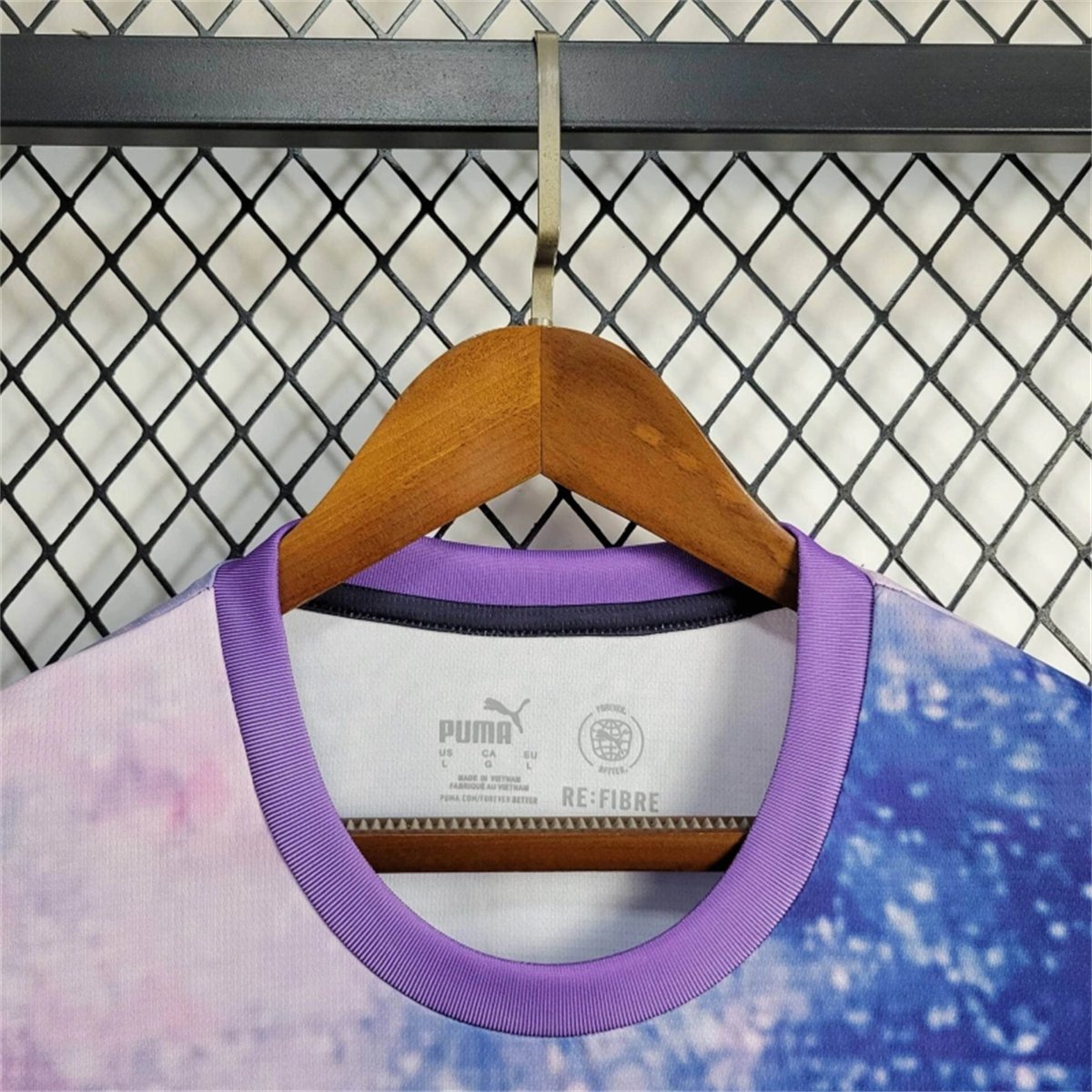 Manchester City Konzept Sondertrikot 2025-2026 - Lila Manchester City Konzept Sondertrikot 2025-2026 - Lila