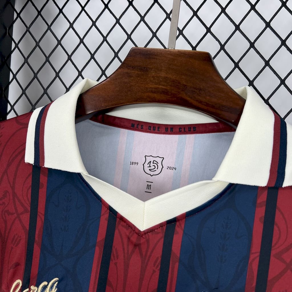 FC Barcelona Barça Modernist Sondertrikot 2025-2026 FC Barcelona Barça Modernist Sondertrikot 2025-2026