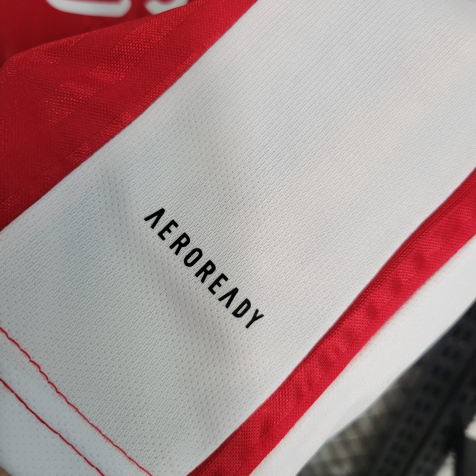 Ajax Heimtrikot Kinder Mini Kit 2023-2024 Ajax Heimtrikot Kinder Mini Kit 2023-2024