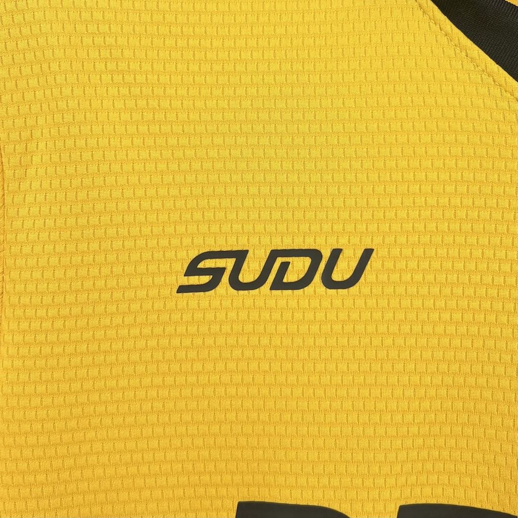Wolves FC Home Trikot 2025-2026 Wolves FC Home Trikot 2025-2026