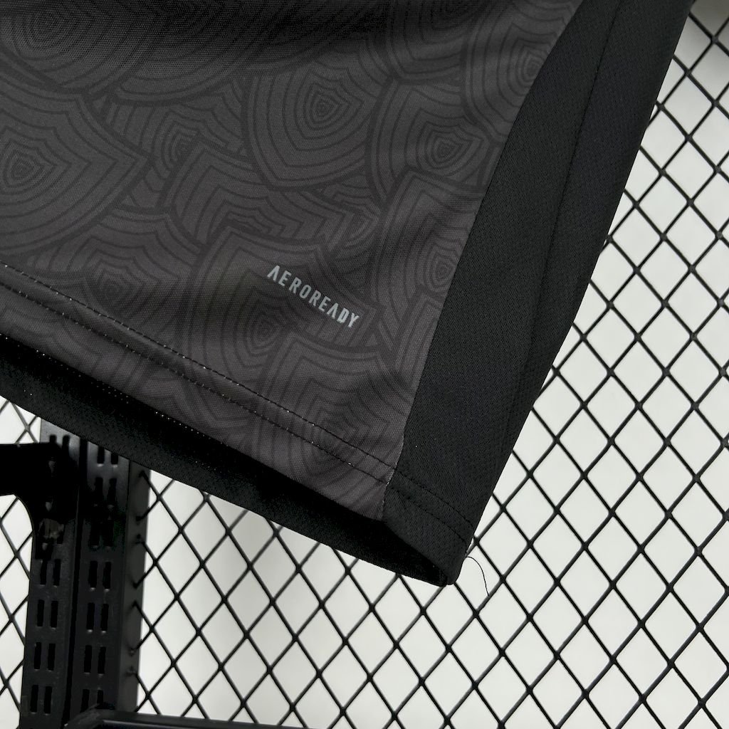 Atlético Mineiro Sondertrikot 2025-2026 - Schwarz Atlético Mineiro Sondertrikot 2025-2026 - Schwarz