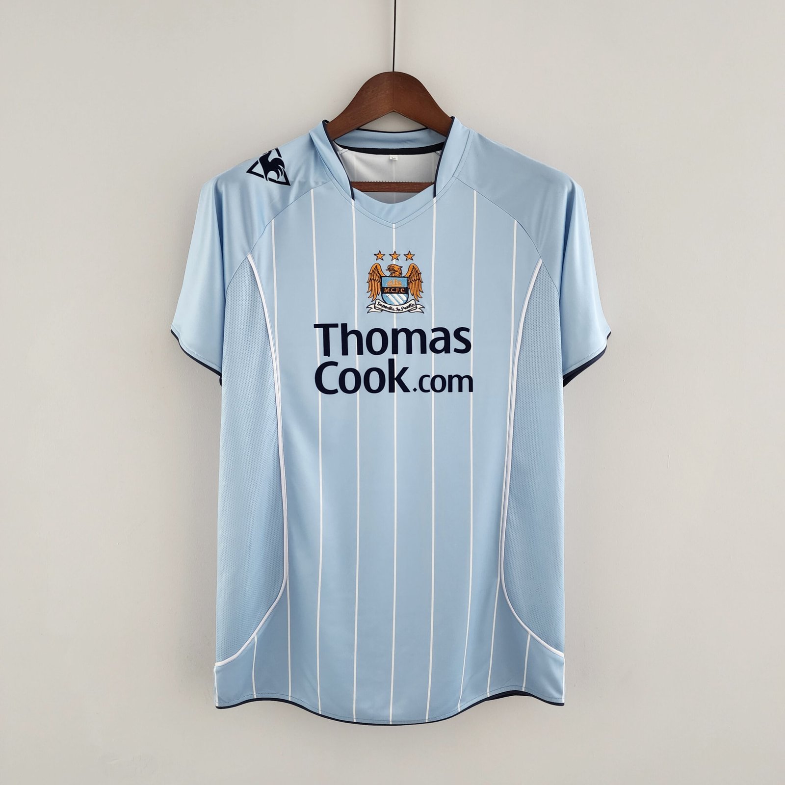 Manchester City Retro Home Trikot 2008-2009 Manchester City Retro Home Trikot 2008-2009