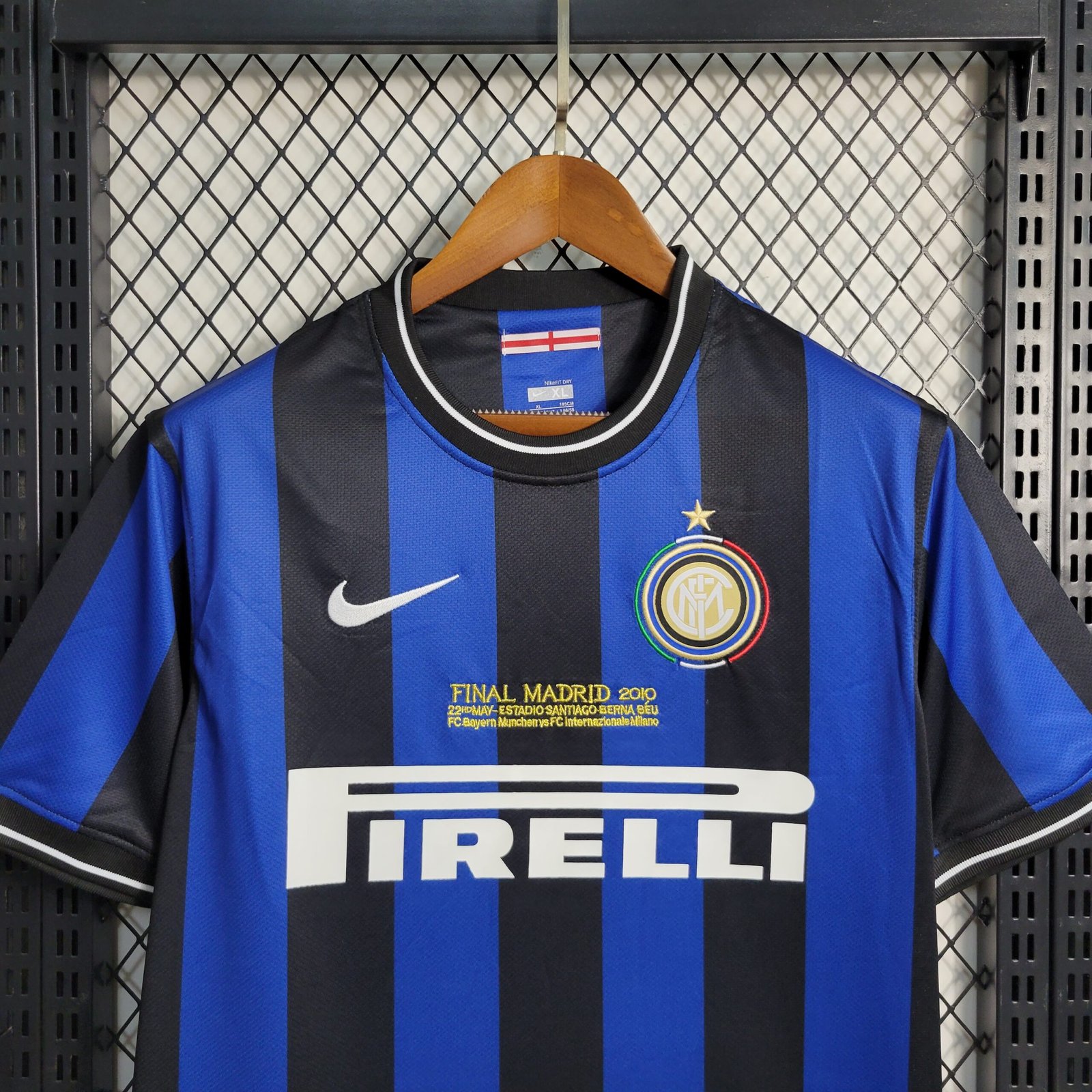 Inter Mailand Retro Home Trikot 2009-2010 Inter Mailand Retro Home Trikot 2009-2010