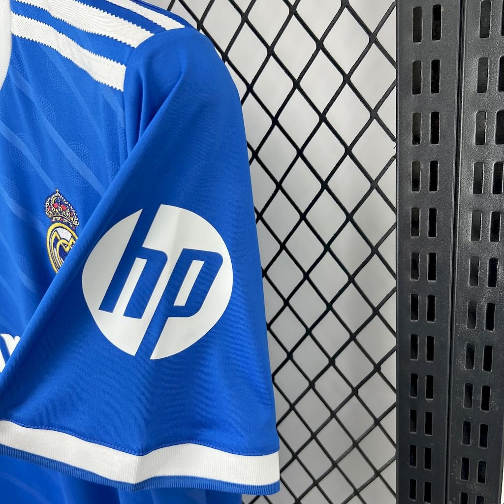 Real Madrid Arda Güler 15 Third Trikot 2025-2026 Real Madrid Arda Güler 15 Third Trikot 2025-2026