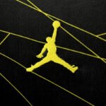 Paris Saint-Germain 4. Trikot 2022-2023 - Schwarz