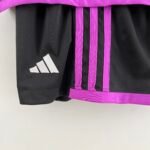 Bayern München Auswärtstrikot Kinder Minikit 2023-2024