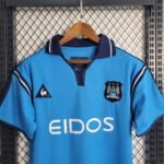 Manchester City Retro Home Trikot 2001-2002