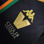 Venezia FC Home Trikot 2023-2024 - Schwarz