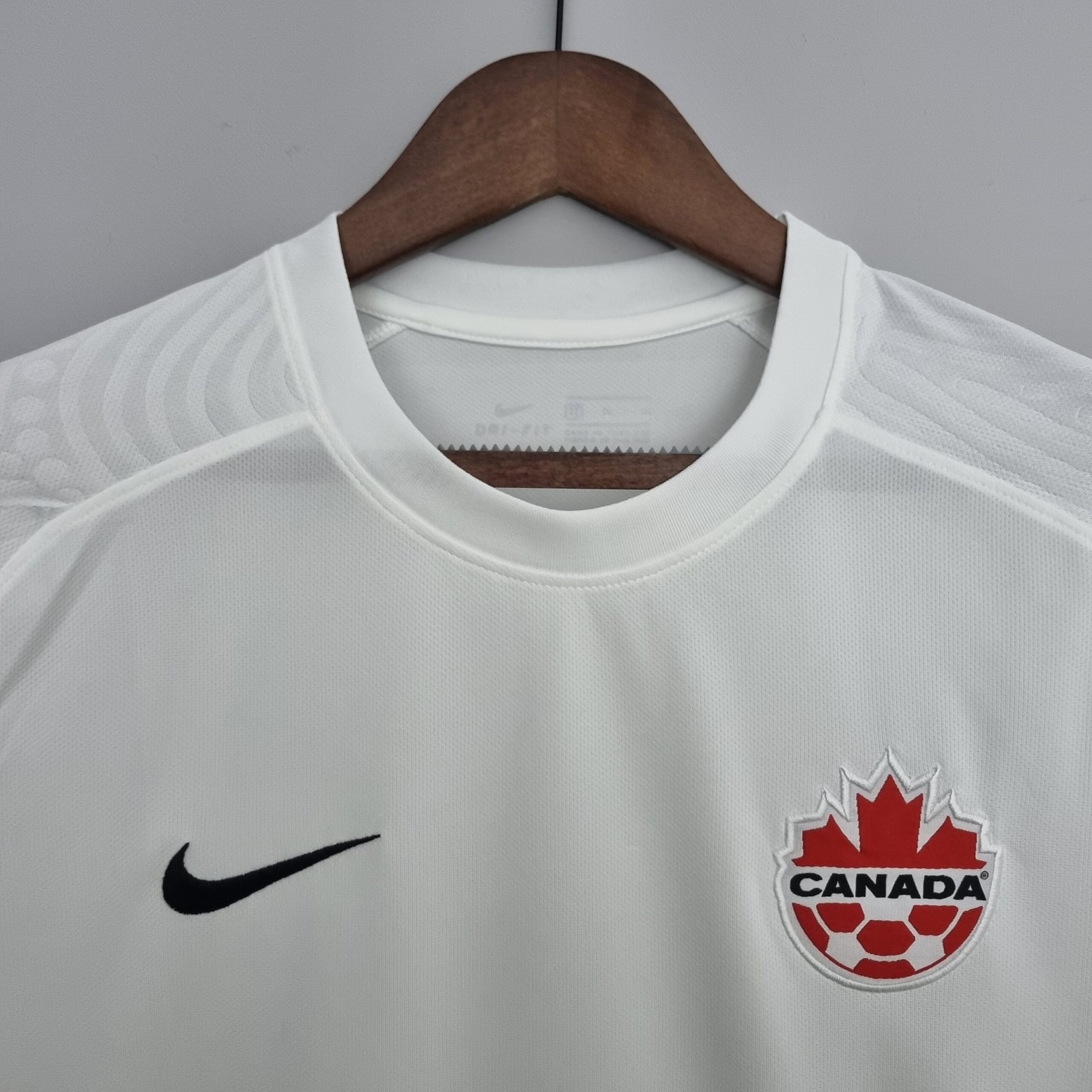 Kanada Alphonso Davies 19 Away Trikot WM 2022 Kanada Alphonso Davies 19 Away Trikot WM 2022