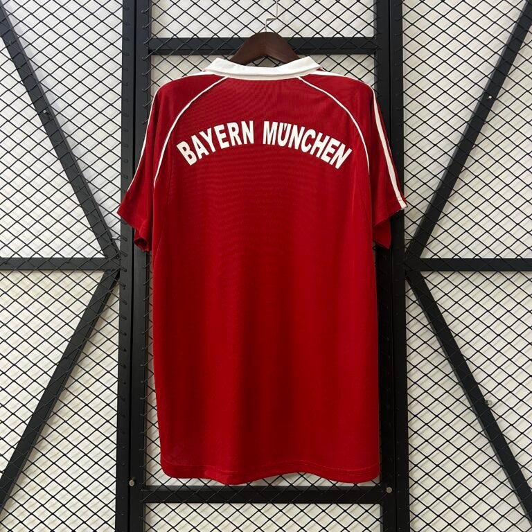 FC Bayern München Retro Home Trikot 2005-2006