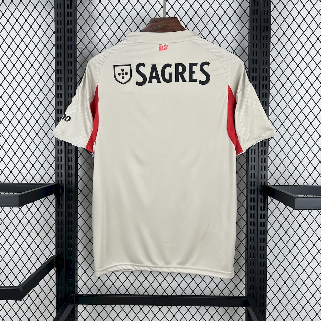 SL Benfica Away Trikot 2025-2026 - Beige SL Benfica Away Trikot 2025-2026 - Beige