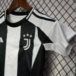 Juventus Cristiano Ronaldo 7 Heimtrikot Kinder Minikit 2024-2025