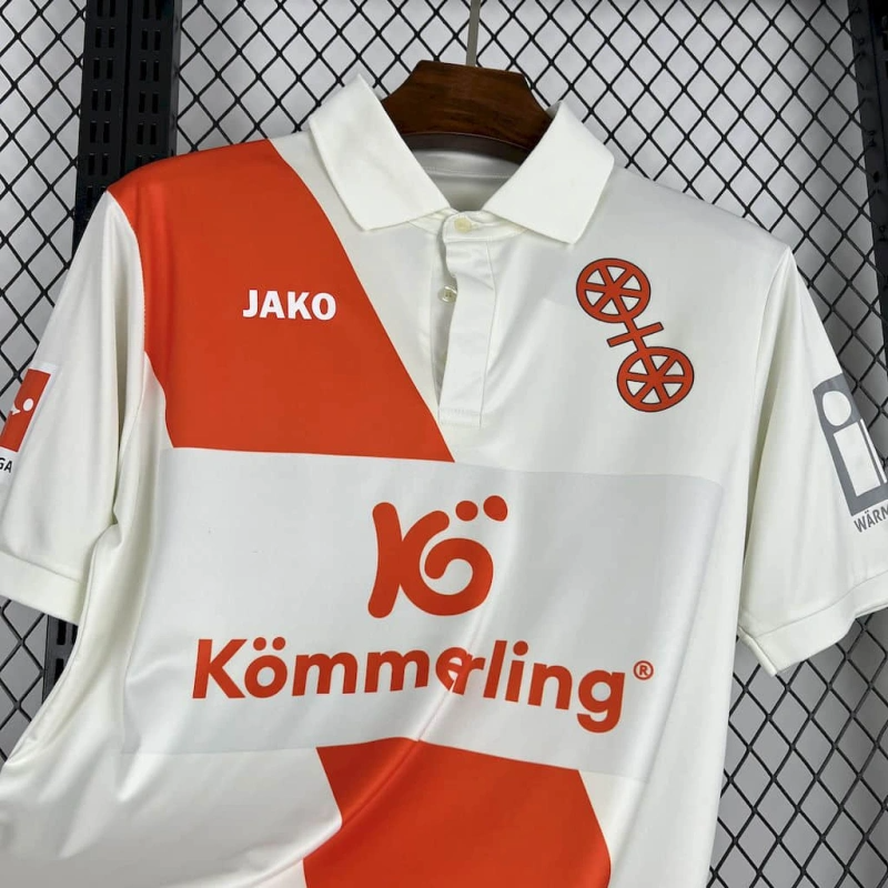 FSV Mainz 05 120 Jähriges Jubiläum Sondertrikot 2024-2025 FSV Mainz 05 120 Jähriges Jubiläum Sondertrikot 2024-2025