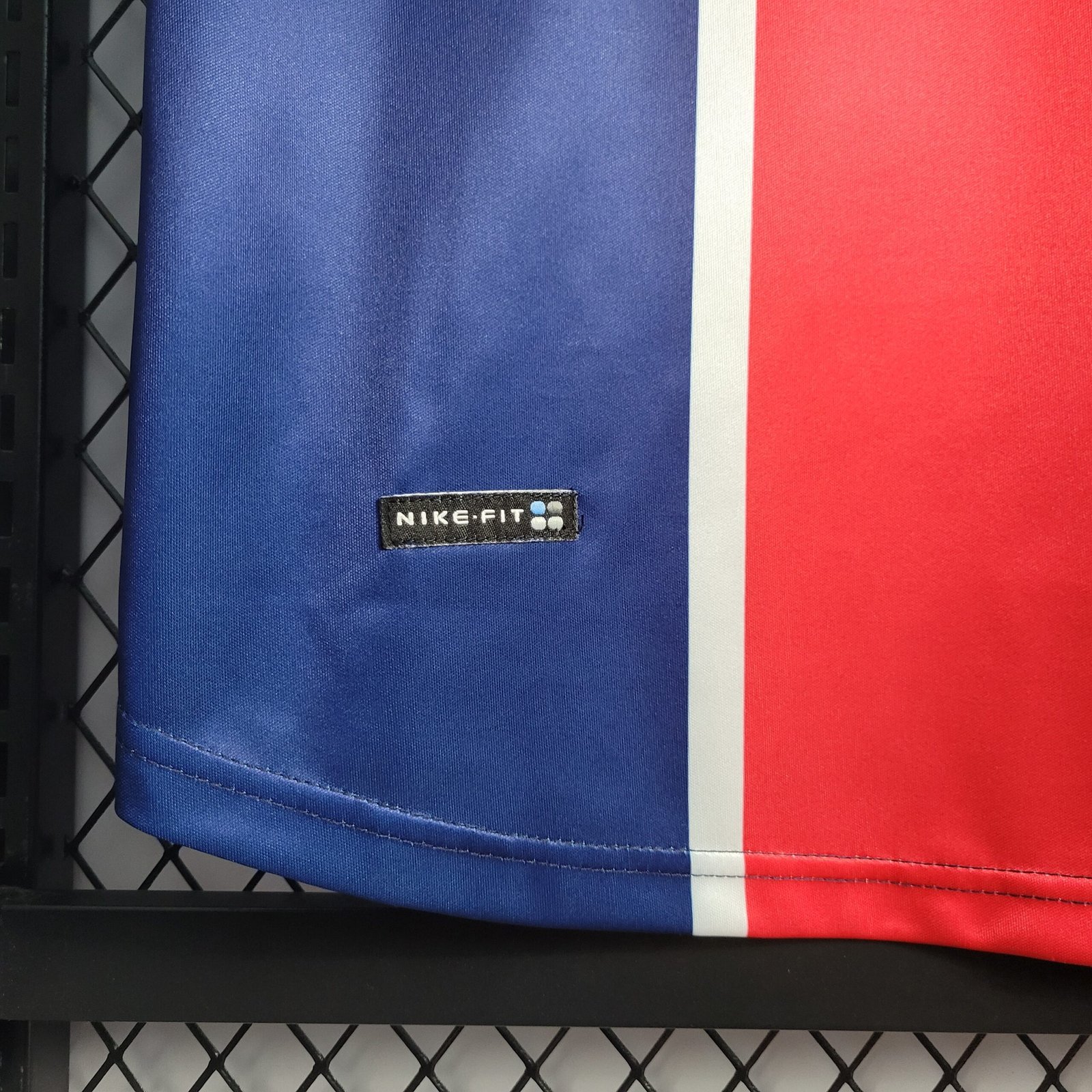 Paris Saint-Germain Retro Home Trikot 1998-1999 Paris Saint-Germain Retro Home Trikot 1998-1999