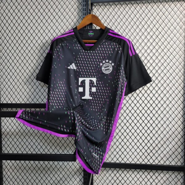 FC Bayern München Away Trikot 2023-2024 ( Aufdruck Dein Name )