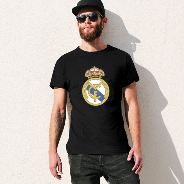 Real Madrid Core Stretch Slim Cneck Gildan Tee T-Shirt Herren