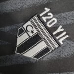 Beşiktaş 120-jährige Spieltrikots 2022-2023