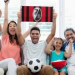 SC Freiburg Transparente Beim Fußballspiel, Fans Schwenken Fahnen