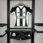 Newcastle United Heimtrikot Kinder Minikit 2024-2025
