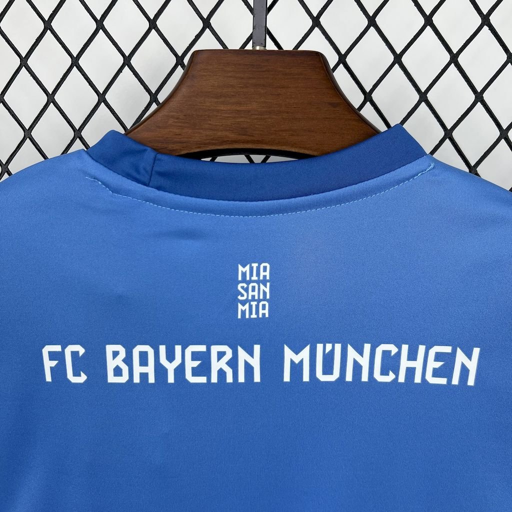 Bayern München Torwart Trikot Kinder 2025-2026 - Blau Bayern München Torwart Trikot Kinder 2025-2026 - Blau