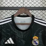 Real Madrid Dragon Sondertrikot 2025-2026 - Schwarz Lila