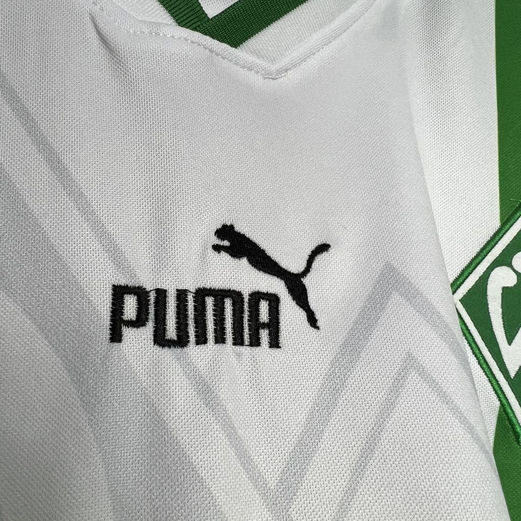 Werder Bremen Retro Home Trikot 1996-1997 Werder Bremen Retro Home Trikot 1996-1997